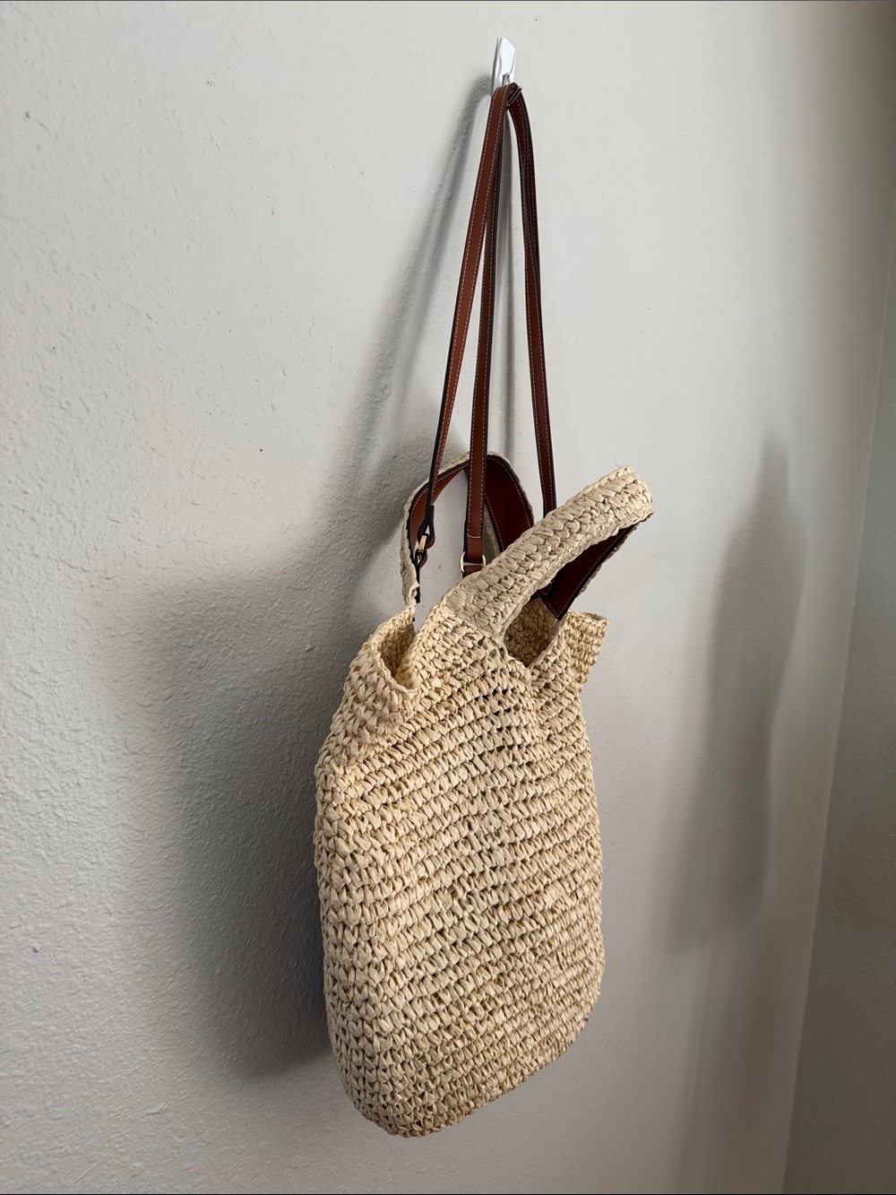 Mango Woven Straw Tote Bag with Brown faux Leather Straps - Picture 2 of 11